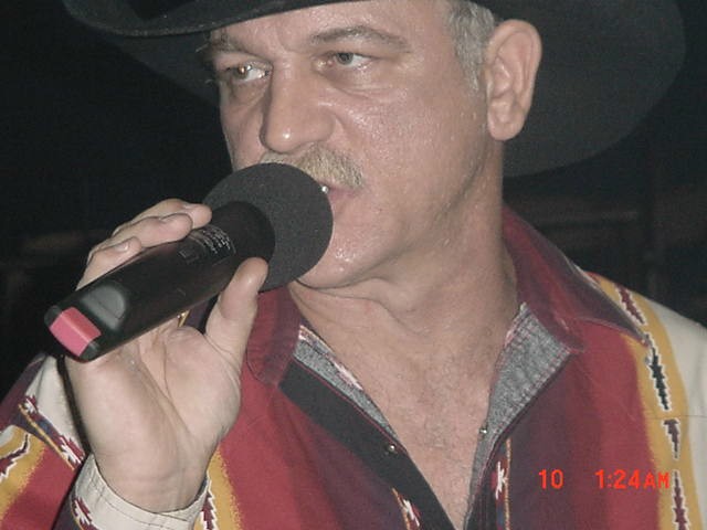 Kevin Snyder /Lead Singer